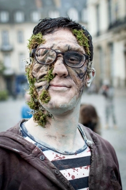 Zombie infecté mousse