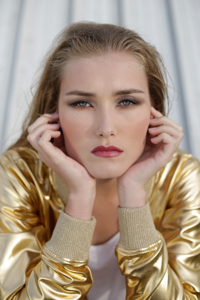 gold mood