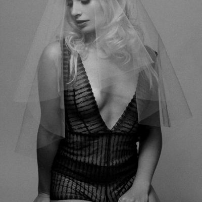Strange wedding 6