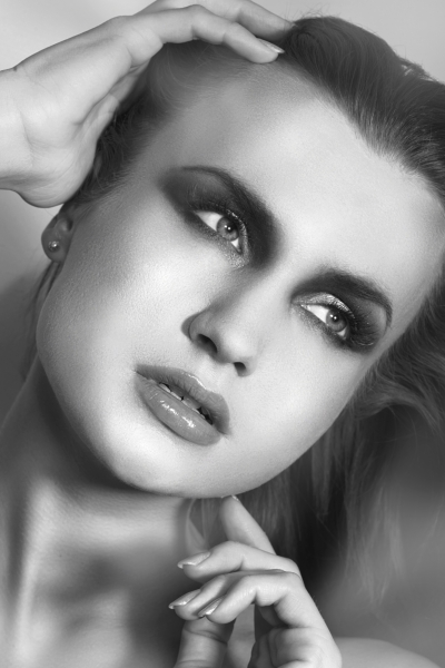 Maquillage beauté noir et blanc